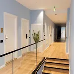 Golemi Lux Hotell Golem (Tirana)