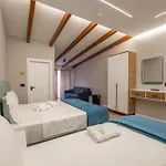 Golemi Lux Hotell 4*
