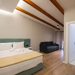 Hotel Golemi Lux