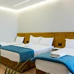 Hotel Golemi Lux 4*