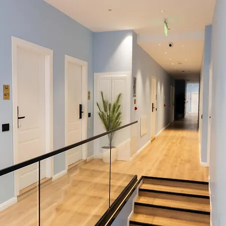 Golemi Lux Otel Golem (Tirana)