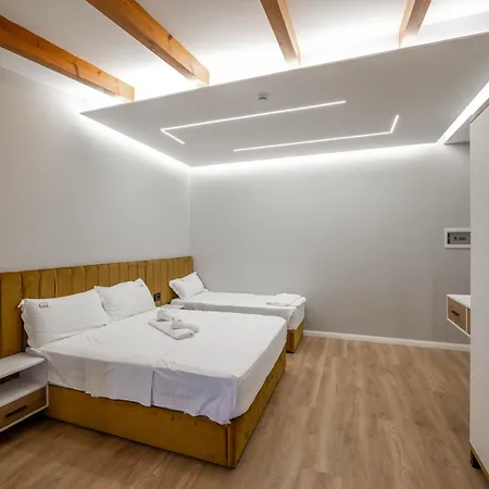 Golemi Lux