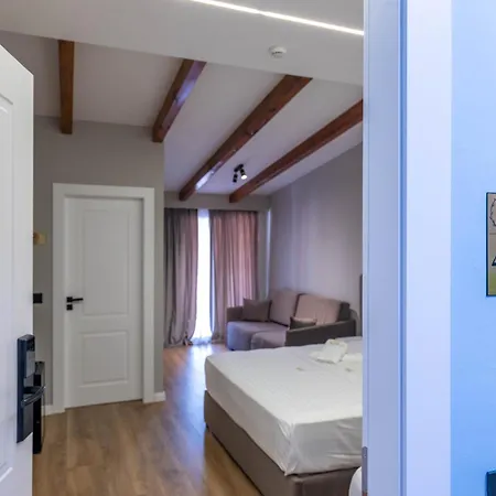 Golemi Lux 4* غوليم