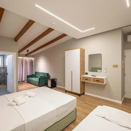 Hotel Golemi Lux