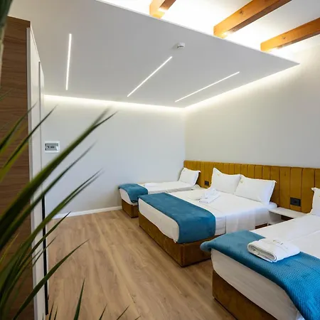 Golemi Lux Golem (Tirana)