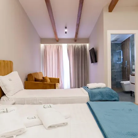 Golemi Lux Hotell