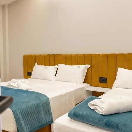 Golemi Lux Hotel 4*
