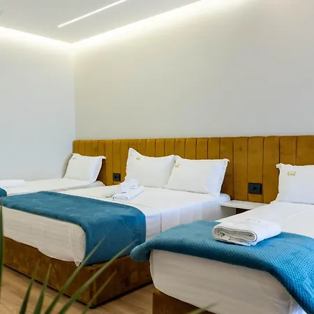 Hotel Golemi Lux 4*