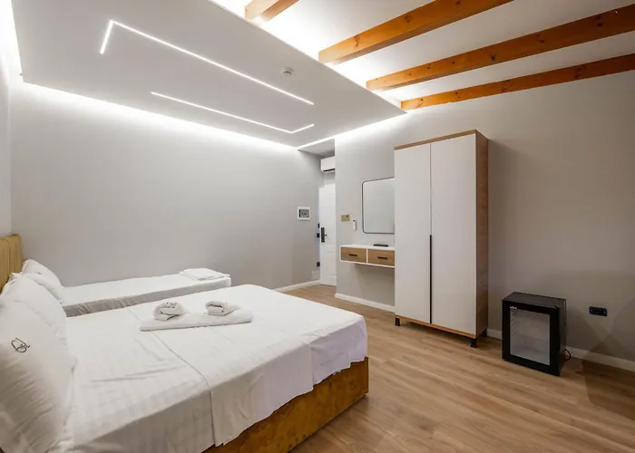 Hotel Golemi Lux
