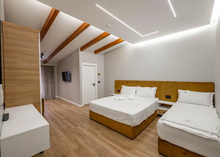 Golemi Lux 4* Golem (Tirana)