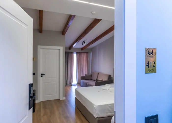 Golemi Lux 4* Golem (Tirana)