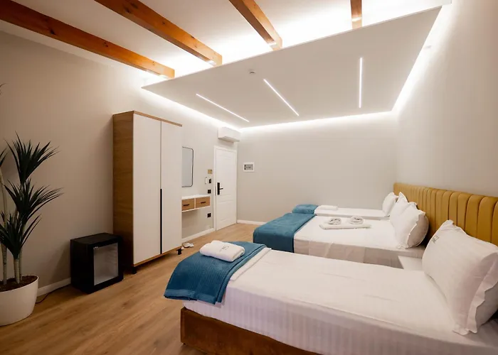 Hotel Golemi Lux